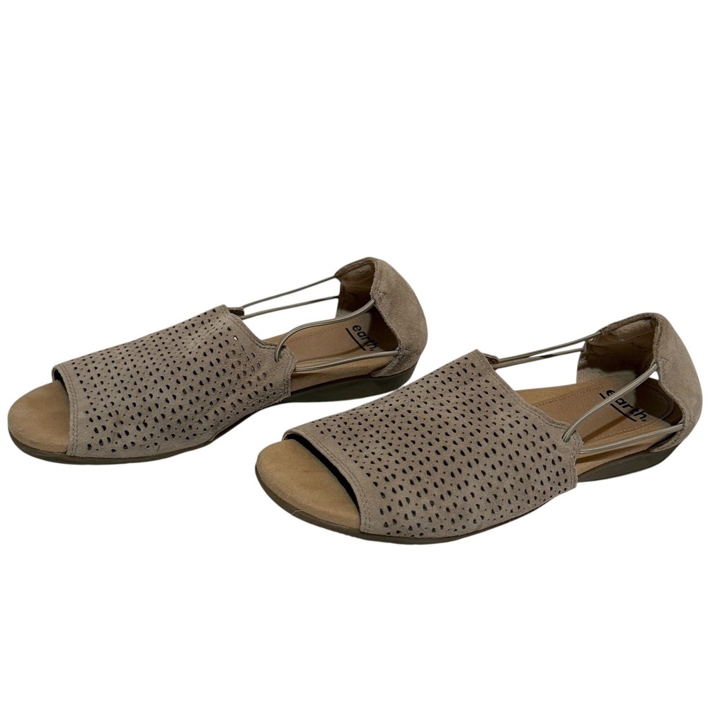 Earth Origins Taupe Perforated Suede Bungee Strap Sandals Women Size 8/8.5 Shoes - Picture 2 of 4
